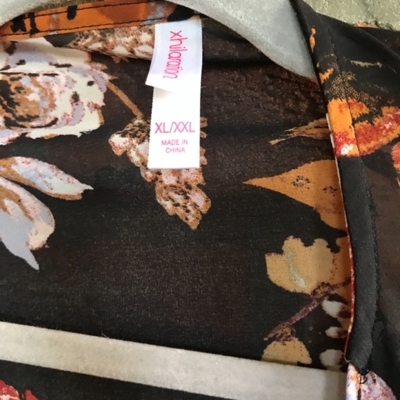 XHILARATION | Floral Kimono - Picture 3 of 4